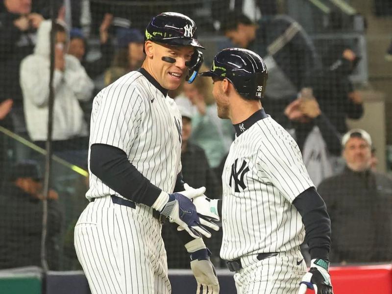 Yankees Hold on for 5-4 Win Over Blue Jays